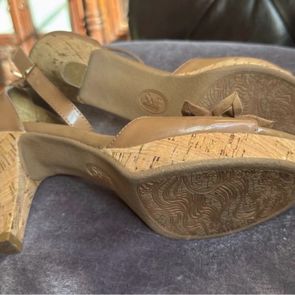 Cole Haan Brown Floral Wedge Heels - Picture 3 of 3